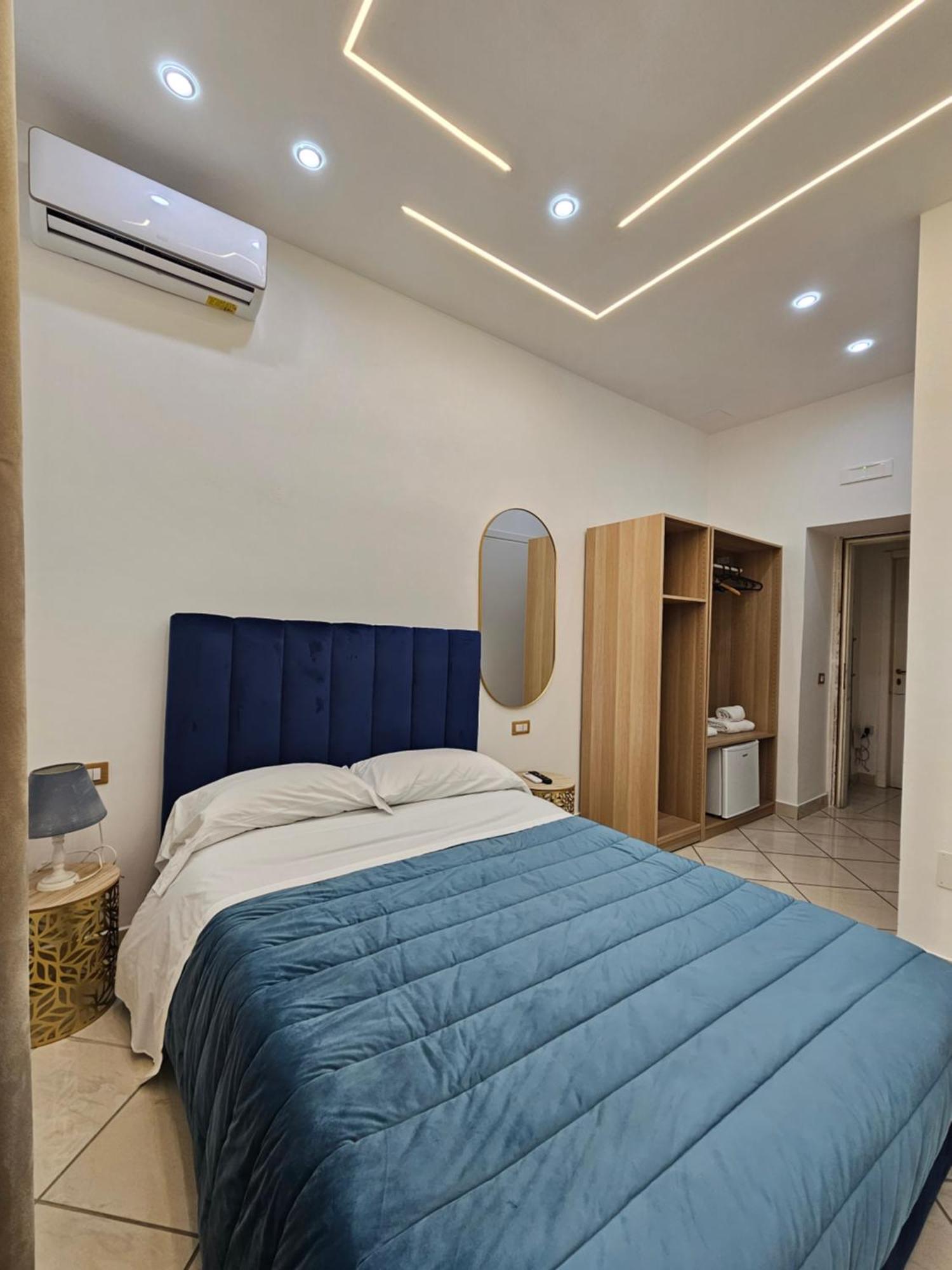 B&B Napoli Centrale Room&Jacuzzi Luaran gambar